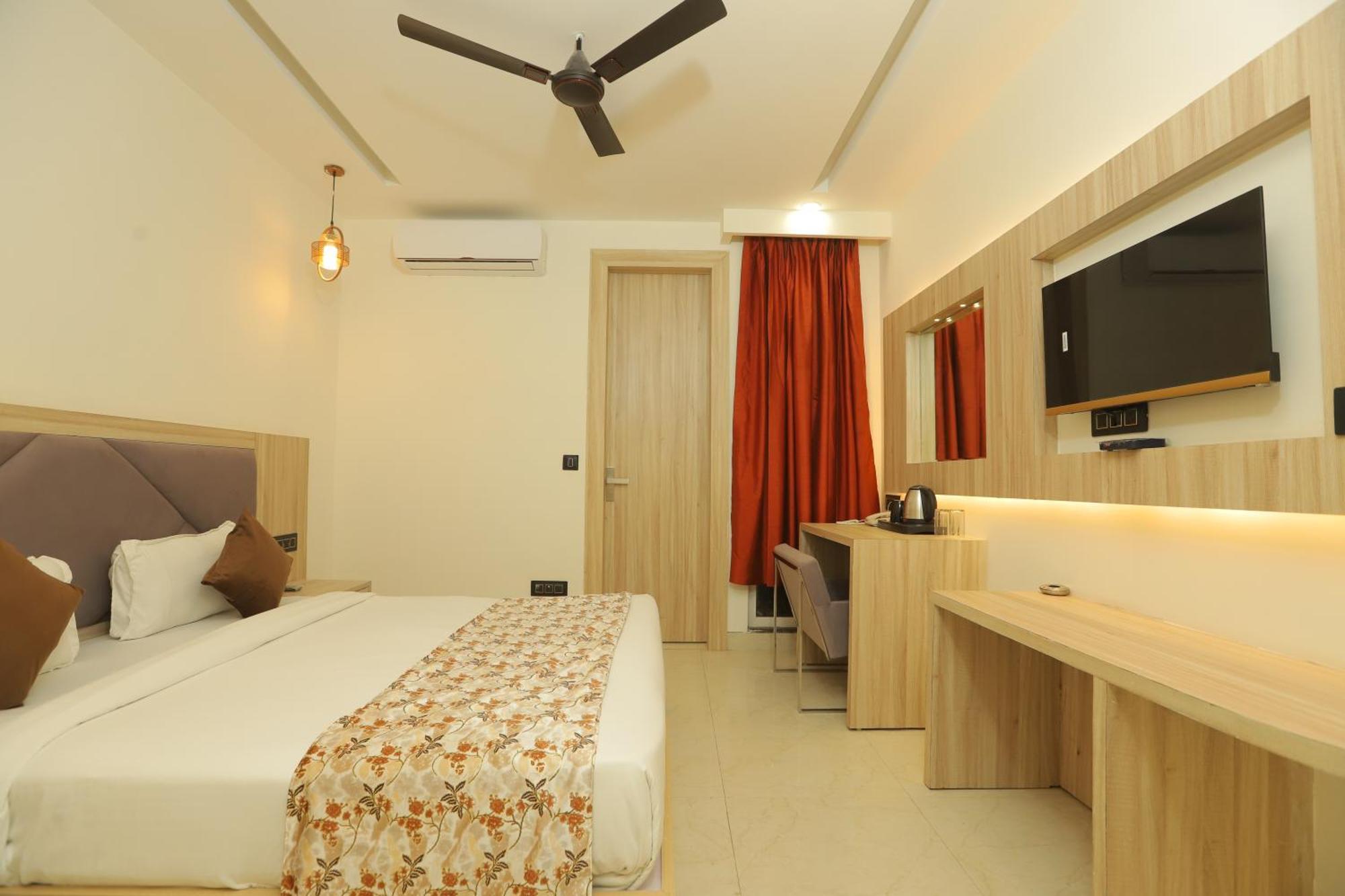 Sunlight Near Delhi Airport Bed & Breakfast New Delhi