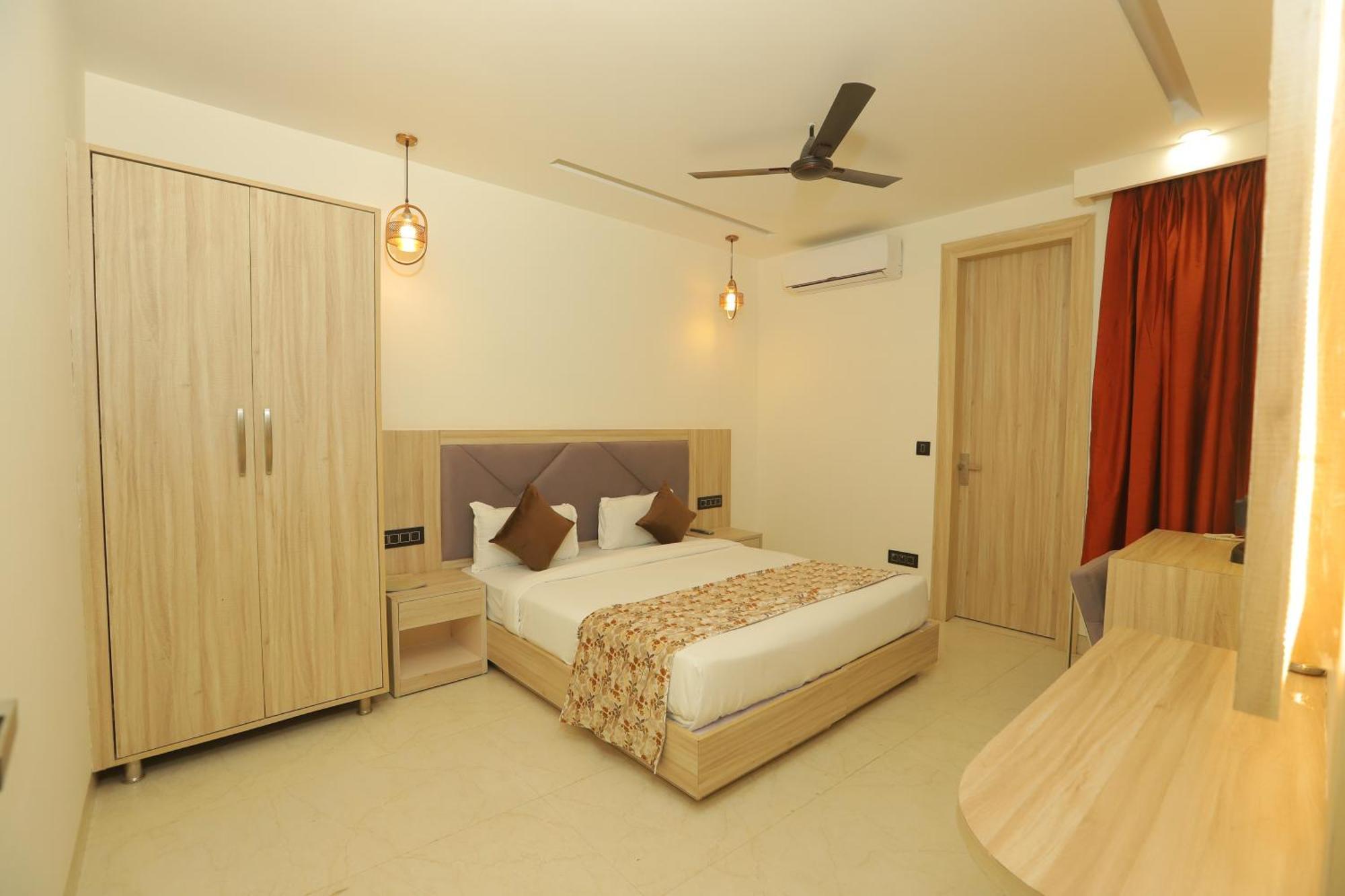 Sunlight Near Delhi Airport Bed & Breakfast New Delhi