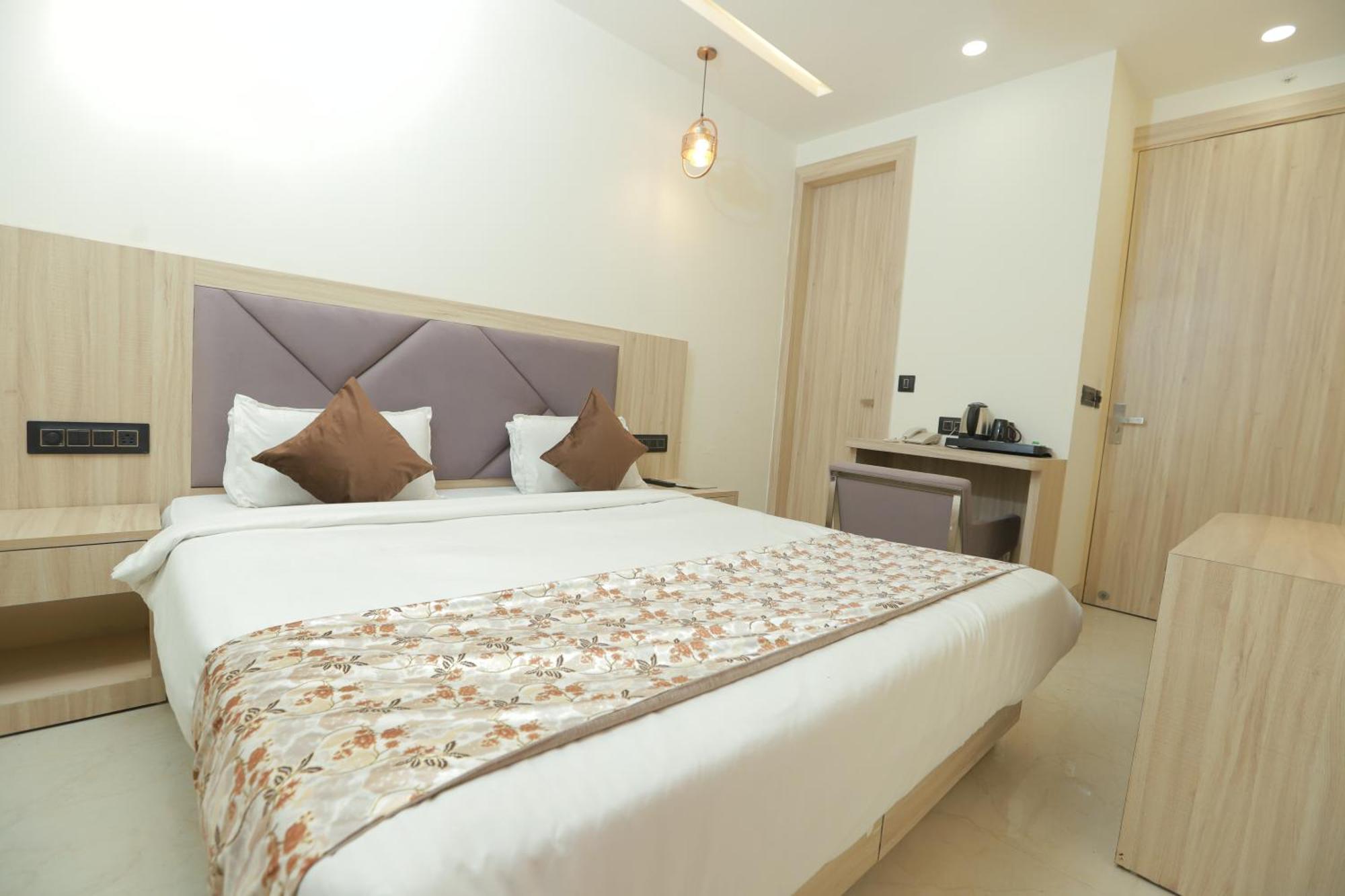 Bed & Breakfast Sunlight Near Delhi Airport New Delhi