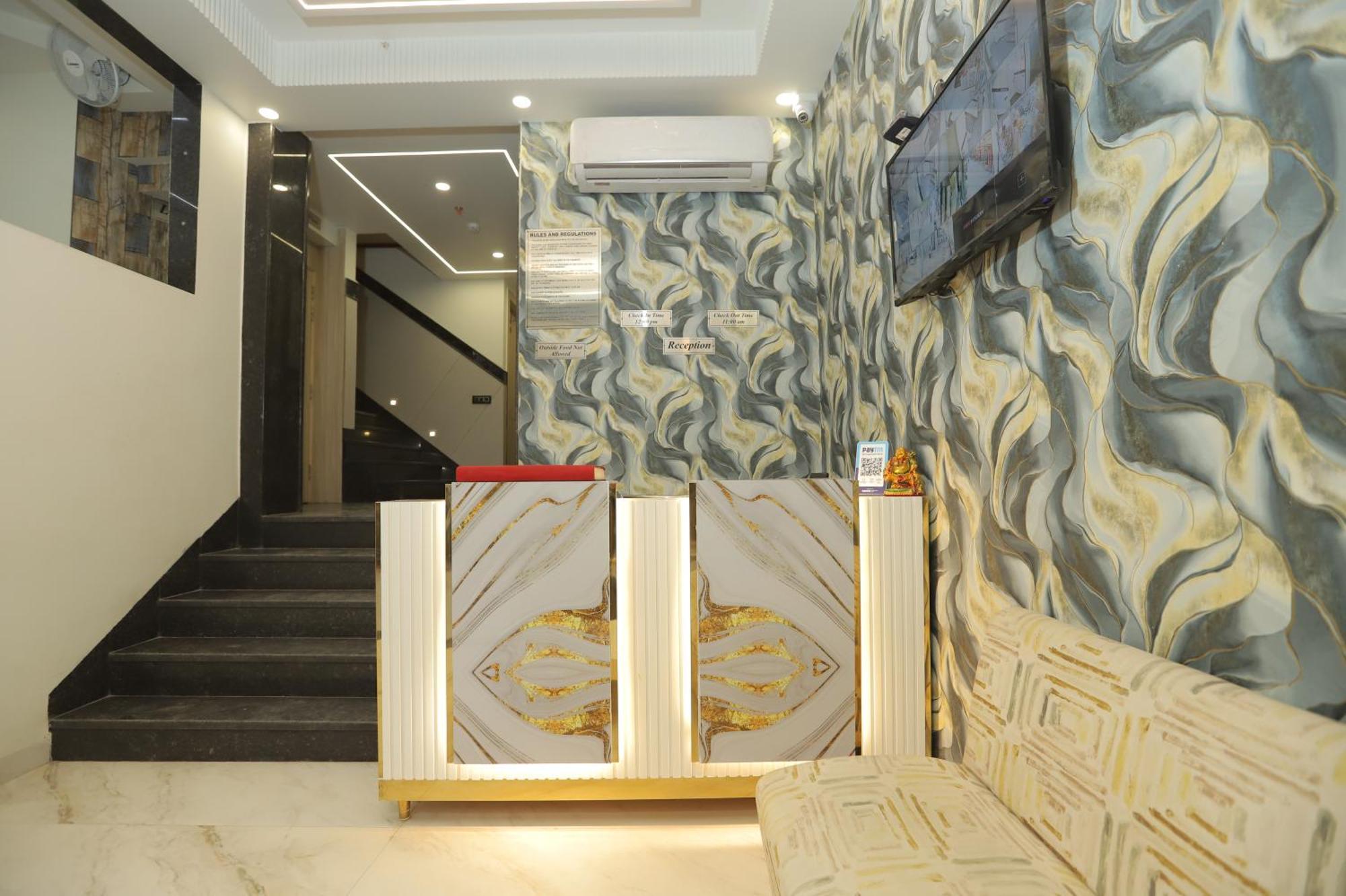 Sunlight Near Delhi Airport Bed & Breakfast 3*